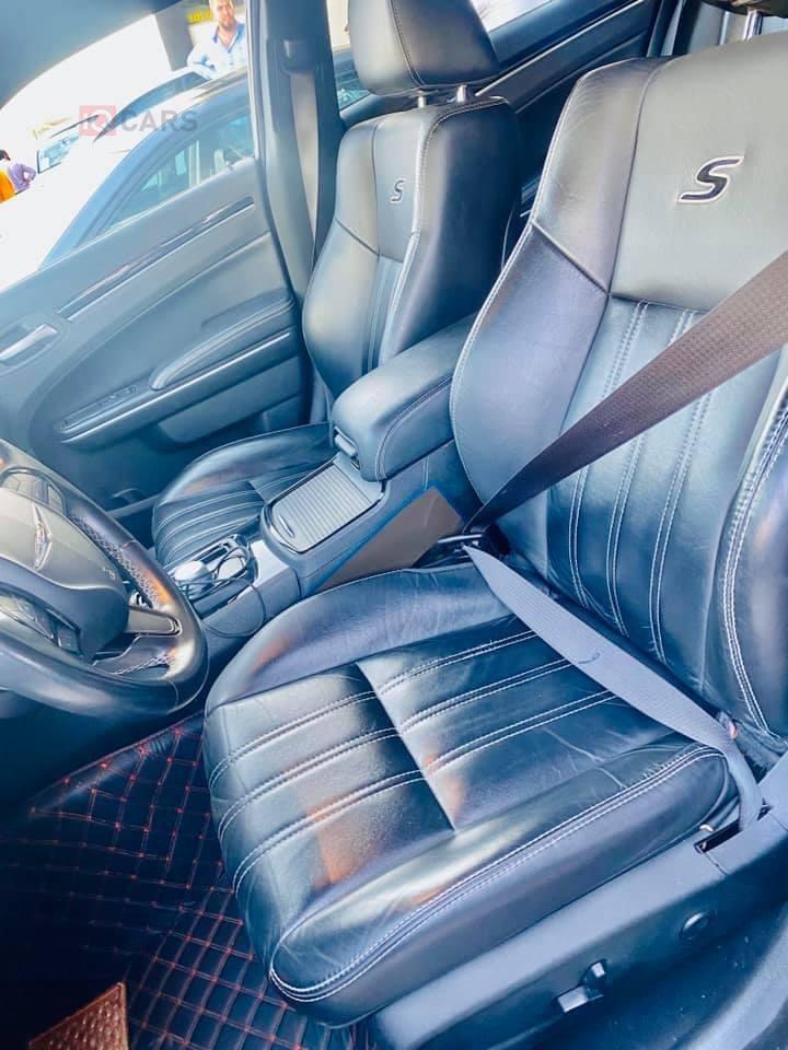Chrysler 300